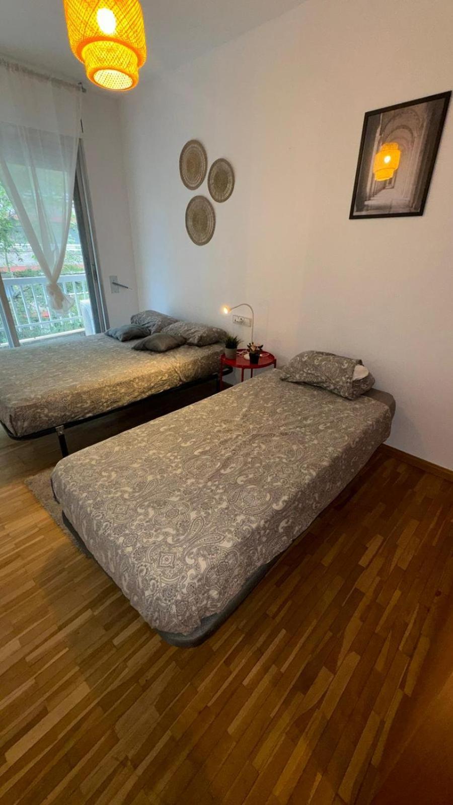 Hostel Bruc 3 Barcelona Zewnętrze zdjęcie